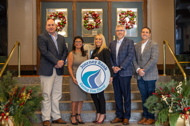 Journey Bank supports Community Arts Center with EITC donation for educational programs